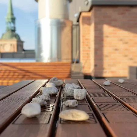 Elegant In Center With Parking And Access To Viewing Terrace By Renters Apartman *