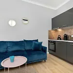 Elegant In Center With Parking And Access To Viewing Terrace By Renters Appartement Gdańsk