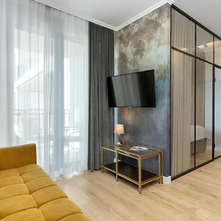 شقة Elegant In Center With Parking And Access To Viewing Terrace By Renters *