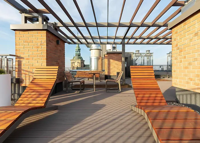 Elegant In Center With Parking And Access To Viewing Terrace By Renters *