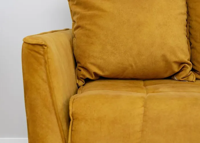 Elegant In Center With Parking And Access To Viewing Terrace By Renters Daire